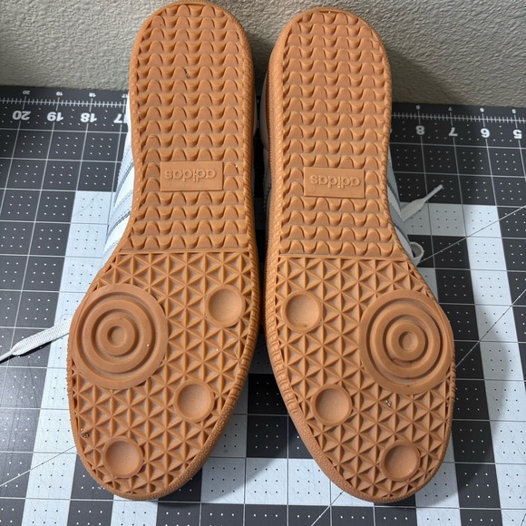 Adidas Sambas OG White Casual Sneakers - Picture 10 of 12